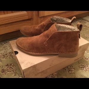 Dolce Vita suede booties